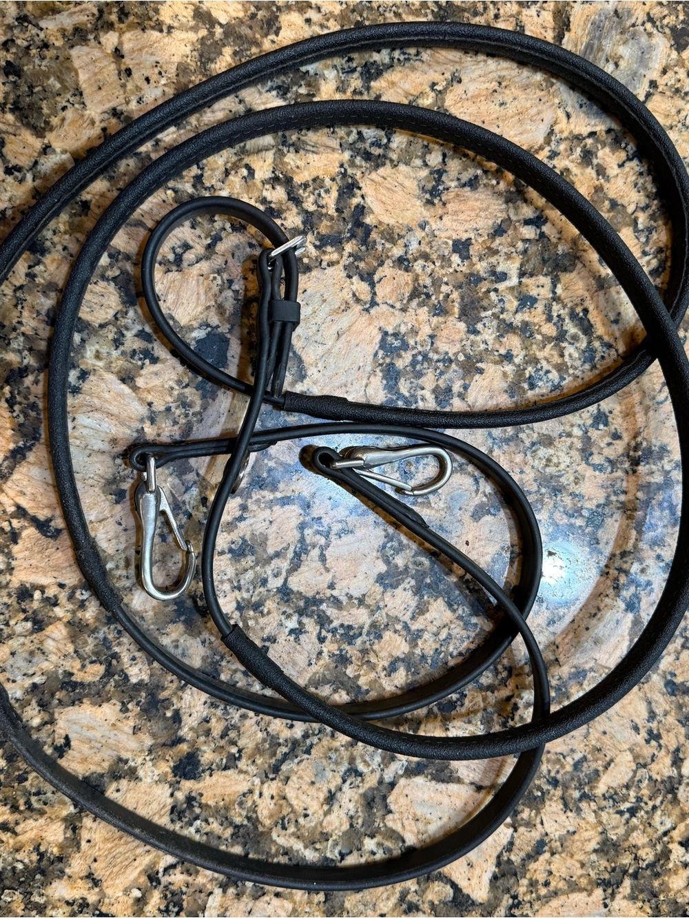 TEKNA Equestrian Black Rubber REINS stamped logo with Silver Clips
